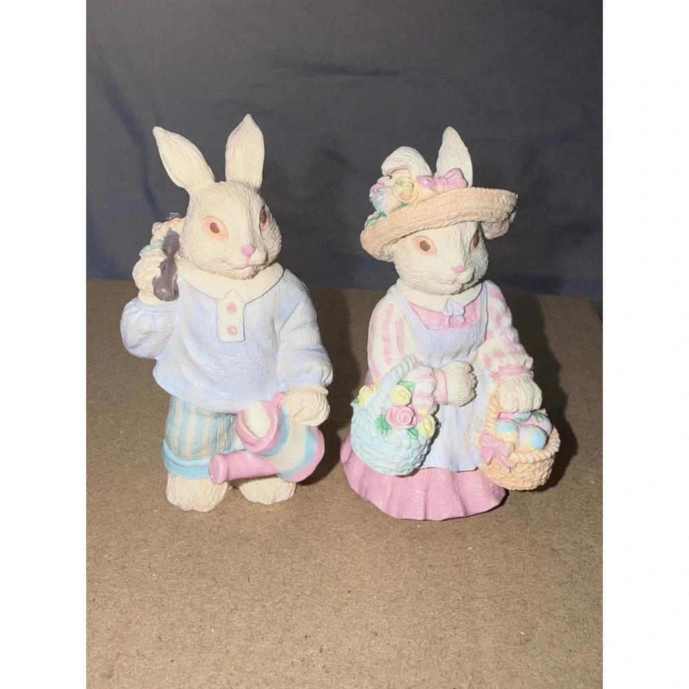 Vintage Collection Pastel Resin‎ Easter Bunny Couple Figurines Set of 2
